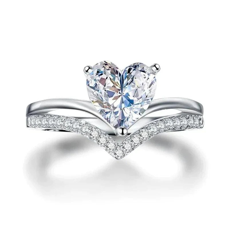 Loffita HeartGlow Zircon Ring